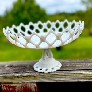 Vintage Westoreland Milk Glass Doric Lace Lattice Pedestal Dish